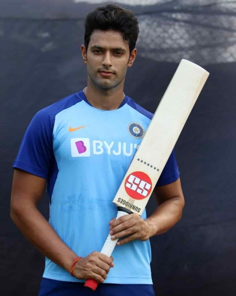 Shivam dubey biography in english (Indian Cricketer)