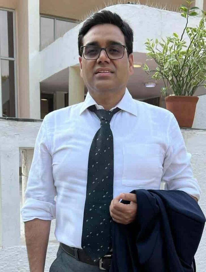 मनोज कुमार शर्मा जीवन परिचय Manoj kumar sharma biography in hindi (IPS ...