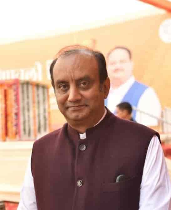 सुधांशु त्रिवेदी जीवन परिचय Sudhanshu Trivedi biography in hindi (राजनीतिज्ञ)