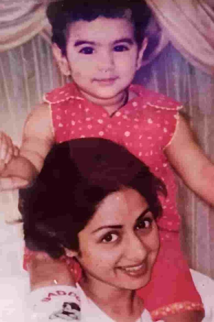 khushi kapoor childhood