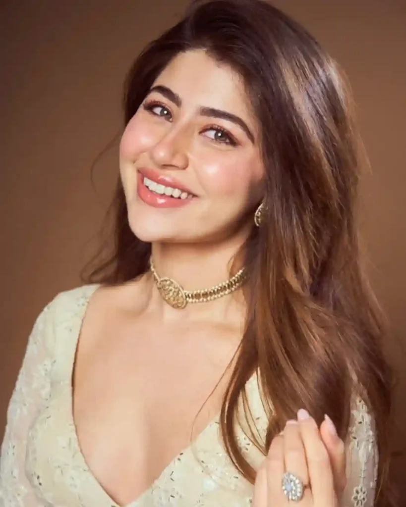 अदिति भाटिया जीवन परिचय Aditi bhatia biography in hindi (अभिनेत्री)