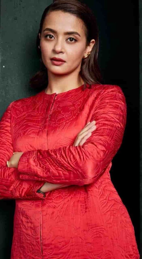 सुरवीन चावला जीवन परिचय Surveen Chawla biography in hindi (अभिनेत्री)