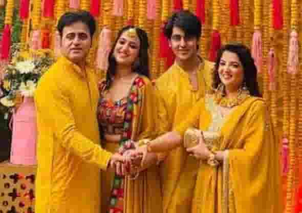 Divita juneja family photo