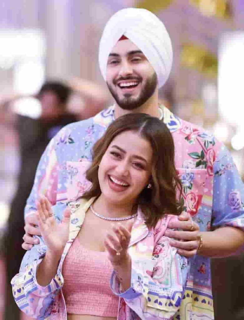 नेहा कक्कड़ जीवन परिचय Neha Kakkar biography in hindi (गायक) 4 Neha kakkar husband photo