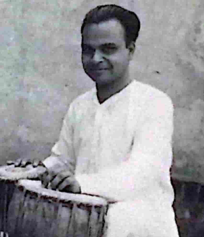 Saurabh shukla father photo
