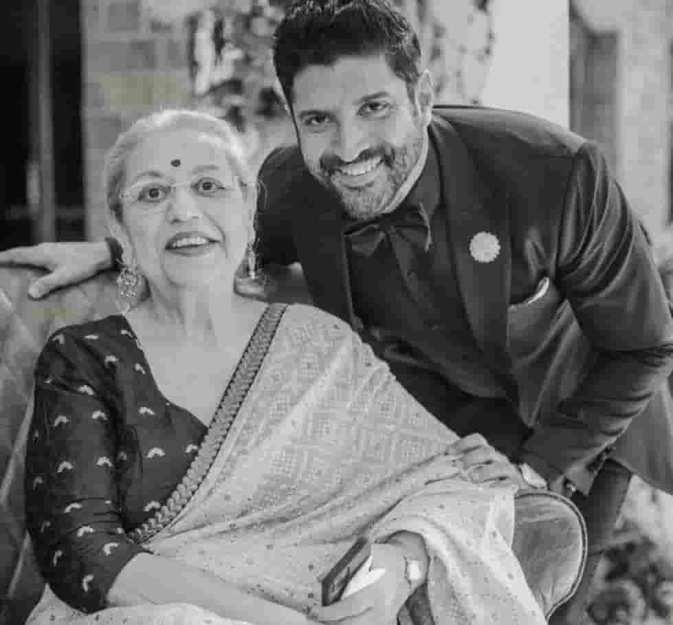 फरहान अख्तर जीवन परिचय Farhan Akhtar biography in hindi (अभिनेता) 3 Farhan akhtar mother