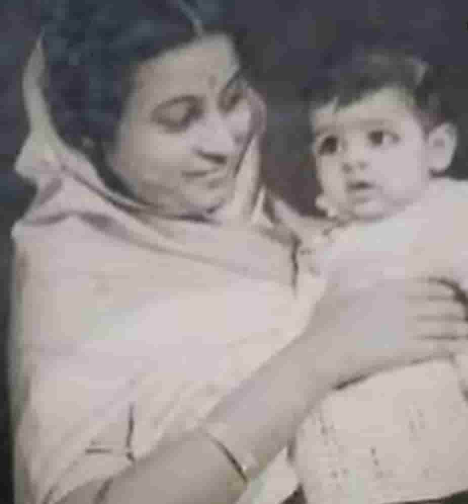 रोनित रॉय जीवन परिचय Ronit Roy biography in hindi (अभिनेता) 2 Ronit Roy childhood photo