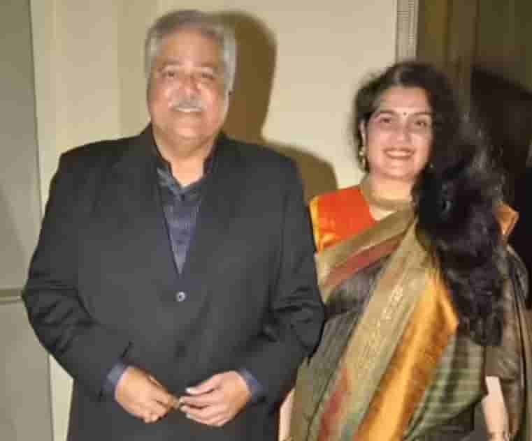 सतीश शाह जीवन परिचय Satish Shah biography in hindi (अभिनेता) 2 Satish shah wife