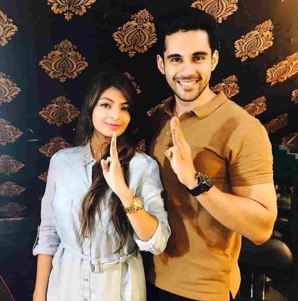 आकांक्षा जिंदल जीवन परिचय Akanksha jindal biography inn hindi (मॉडल) 3 आकांक्षा जिंदल जीवन परिचय Akanksha jindal biography inn hindi (मॉडल)