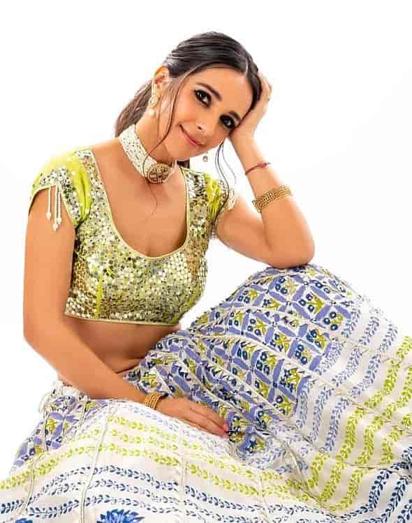 तारा शर्मा जीवन परिचय Tara sharma biography in hindi (अभिनेत्री) 1 तारा शर्मा जीवन परिचय Tara sharma biography in hindi (अभिनेत्री)