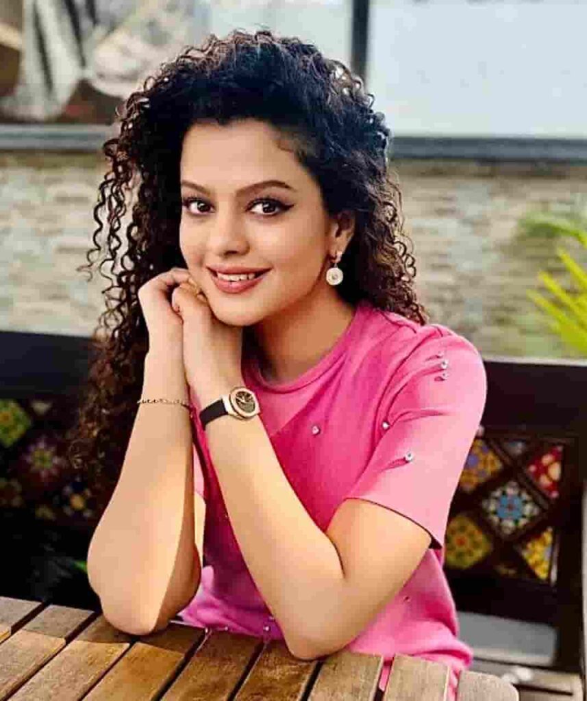 पलक मुच्छल जीवन परिचय Palak Muchhal biography in hindi (गायिका)