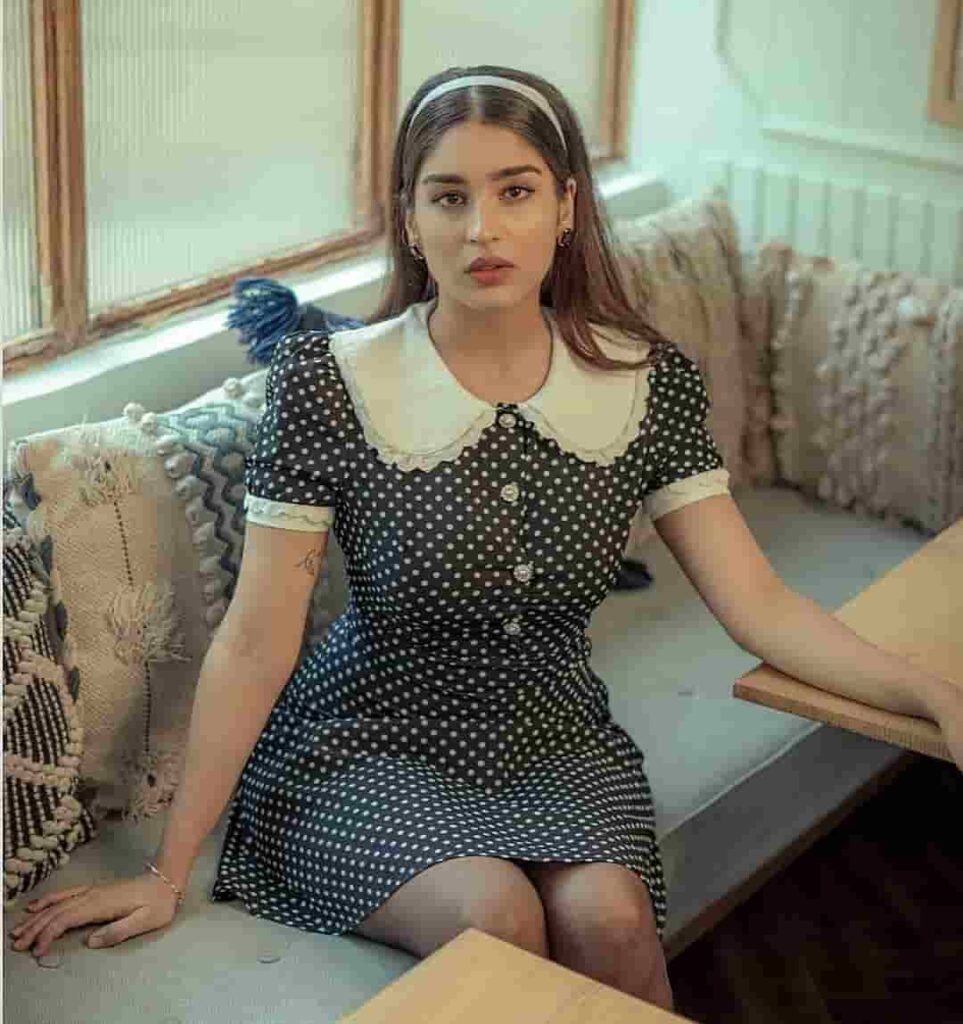 युक्ति ठरेजा जीवन परिचय Yukti thareja biography in hindi (अभिनेत्री)