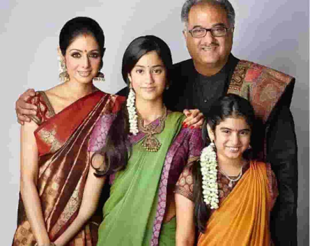 Janhvi Kapoor family photo