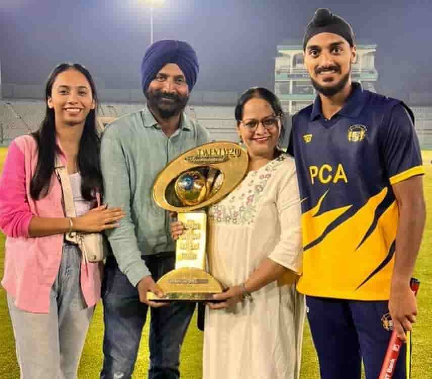 अर्शदीप सिंह जीवन परिचय Arshdeep Singh biography in hindi (क्रिकेटर) 2 Arshdeep singh family photo