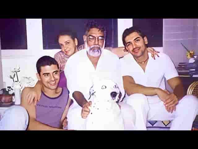 John abraham family photo