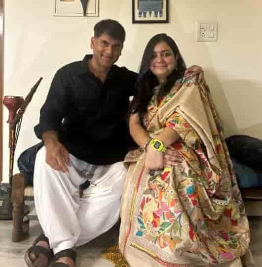 सौरभ द्विवेदी जीवन परिचय Saurabh dwivedi biography in hindi (पत्रकार) 2 Saurabh dwivedi wife photo