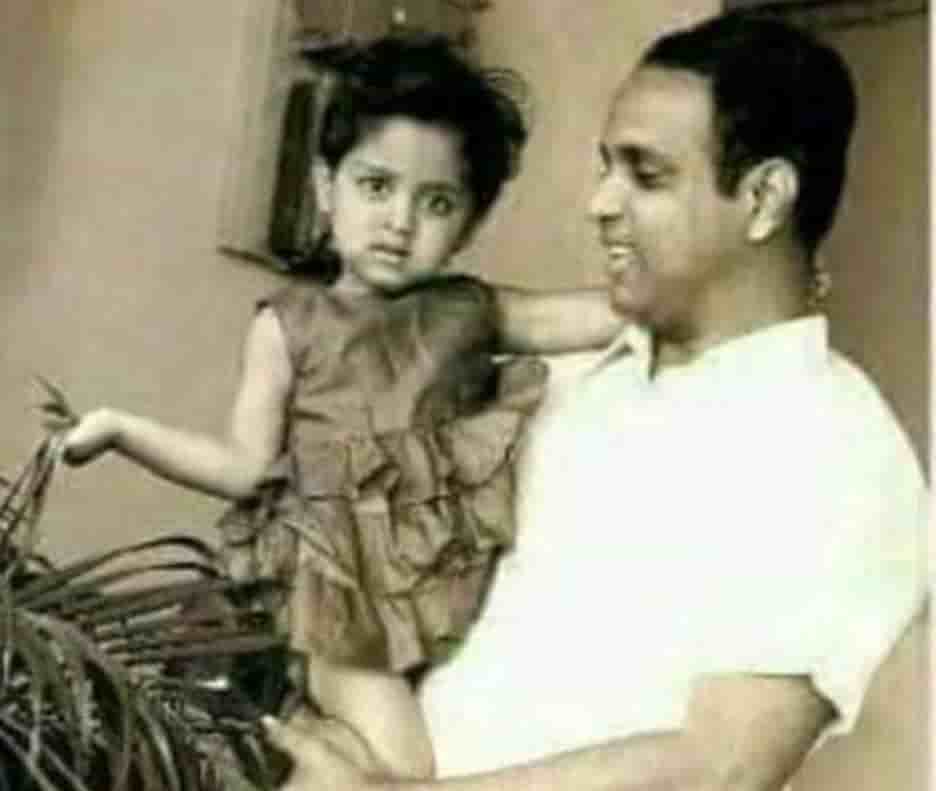 शरद पवार जीवन परिचय Sharad Pawar biography in hindi (राजनेता) 3 Sharad pawar daughter photo