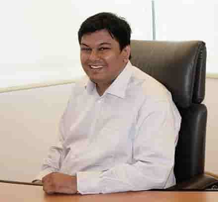 अग्निवेश अग्रवाल जीवन परिचय Agnivesh Agrawal biography in hindi (बिजनेसमैन)