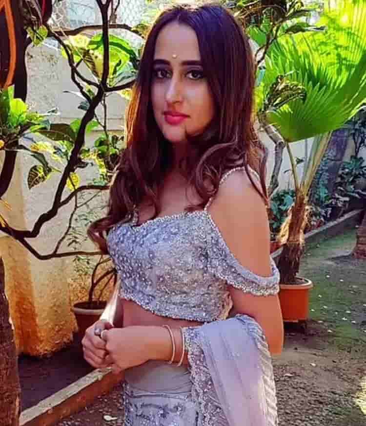 नताशा दलाल जीवन परिचय Natasha dalal biography in hindi (अभिनेत्री)