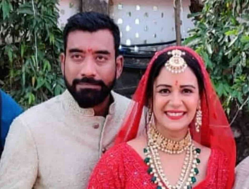 मोना सिंह जीवन परिचय Mona singh biography in hindi (अभिनेत्री) 3 मोना सिंह जीवन परिचय Mona singh biography in hindi (अभिनेत्री)