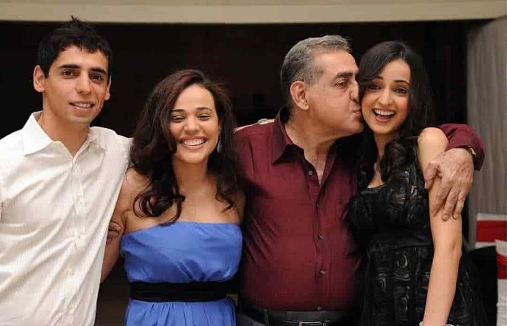 सनाया ईरानी जीवन परिचय Sanaya irani biography in hindi (अभिनेत्री) 2 सनाया ईरानी जीवन परिचय Sanaya irani biography in hindi (अभिनेत्री)