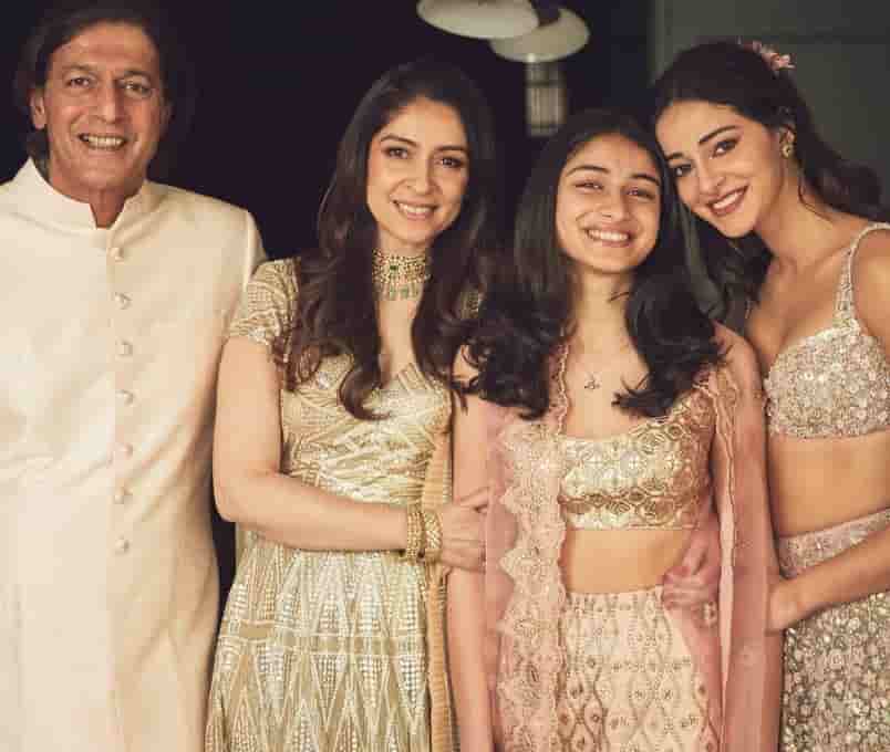 Ananya Pandey family photo