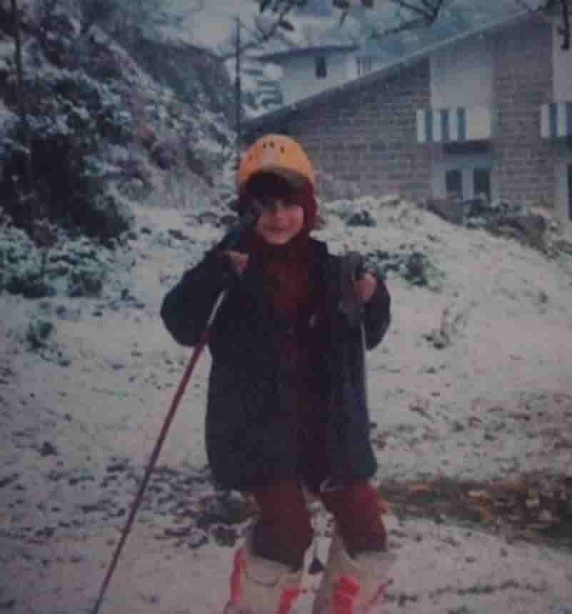 प्रसन्ना बिष्ट जीवन परिचय Prasanna Bisht biography in hindi (अभिनेत्री) 2 Prasanna Bisht childhood photo