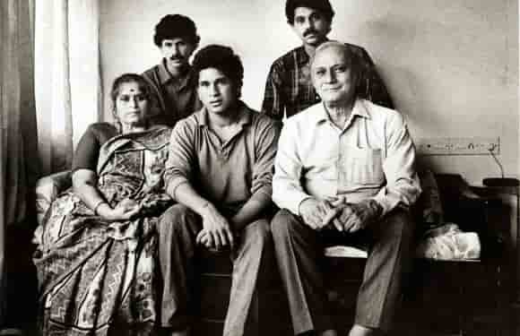 Sachin tendulkar family photo