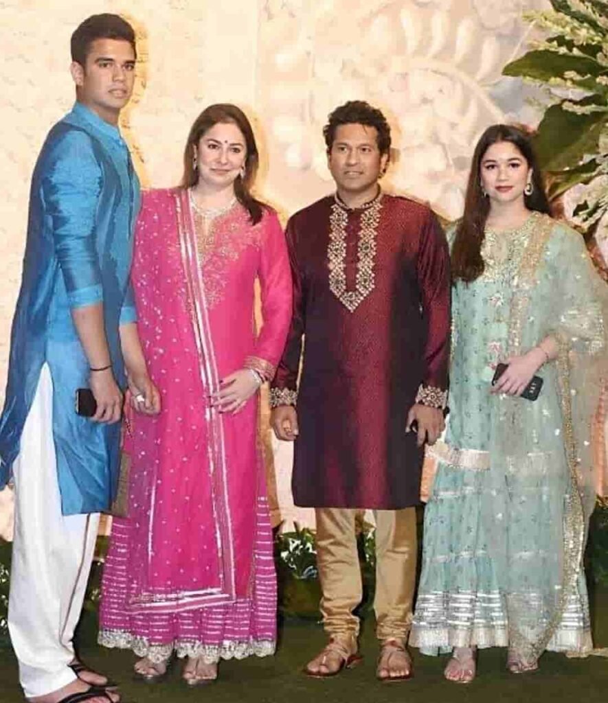 अंजलि तेंदुलकर जीवन परिचय Anjali tendulkar biography in hindi (समाजसेवी)