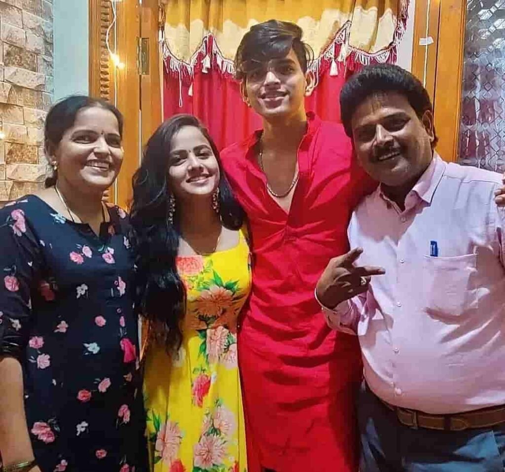 वैश्णवी चैतन्य जीवन परिचय Vaishnavi chaitanya biography in hindi (अभिनेत्री)