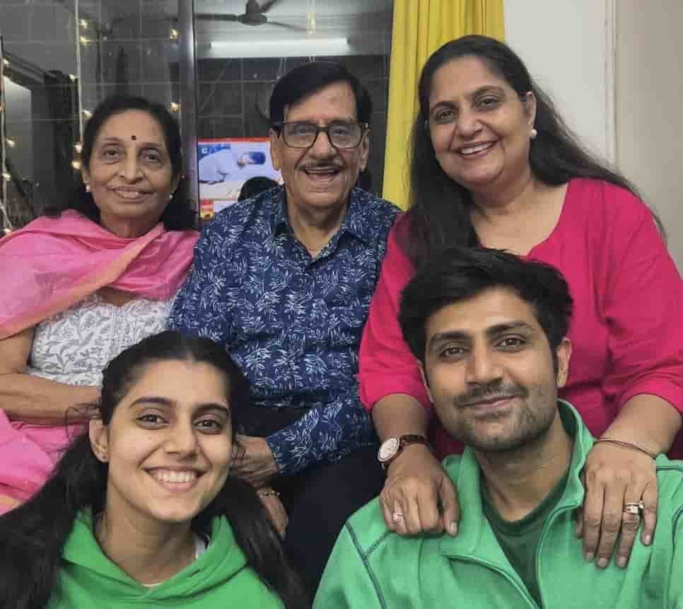 Arvind Vaidya family photo