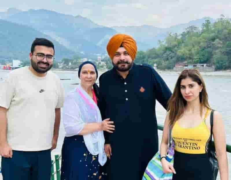 Navjot singh siddhu family photo