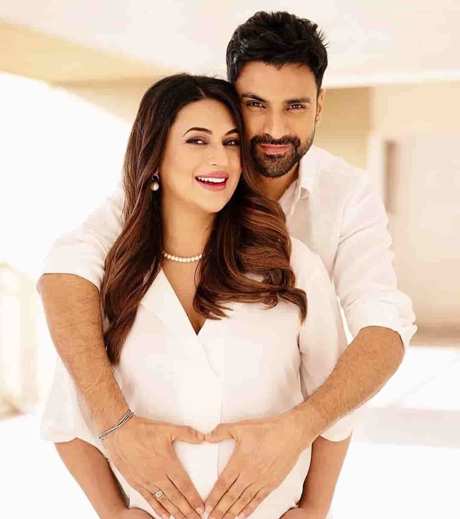 दिव्यंका त्रिपाठी जीवन परिचय Divyanka tripathi biography in hindi (अभिनेत्री)