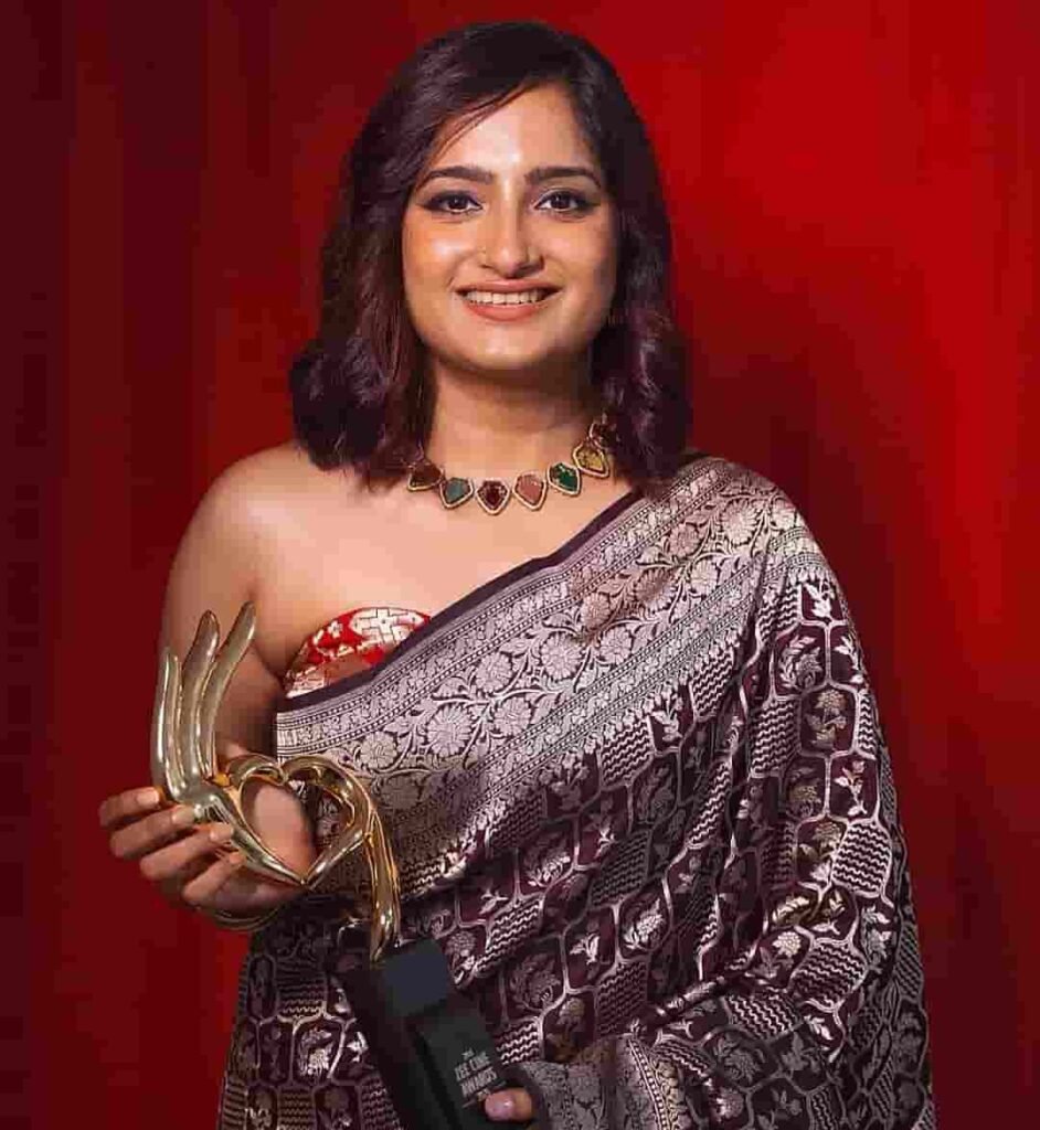 मधुबंती बागची जीवन परिचय Madhubanti bagchi biography in hindi (गायिका)