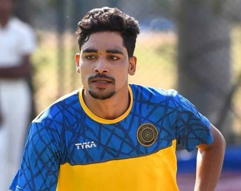 मोहम्मद सिराज जीवन परिचय Mohammed siraj biography in hindi (क्रिकेटर) 3 मोहम्मद सिराज जीवन परिचय Mohammed siraj biography in hindi (क्रिकेटर)