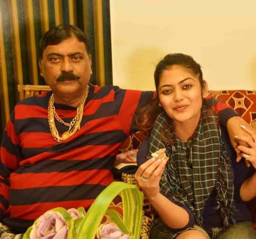 सायोनी घोष जीवन परिचय Saayoni ghosh biography in hindi (राजनीतिज्ञ)