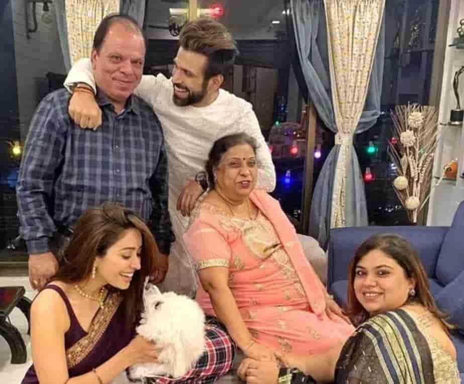 Rithvik Dhanjani family photo